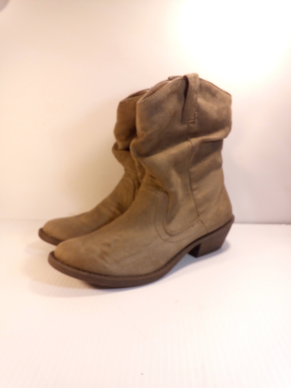 Brash Beige Women’s Sz 7.5 Slouch Mid-Calf Pull-On Bootie Almond Toe